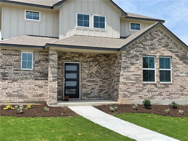Foto del edificio - 609 Paddock Ln