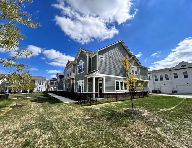 Building Photo - 520 Steinbeck Pl