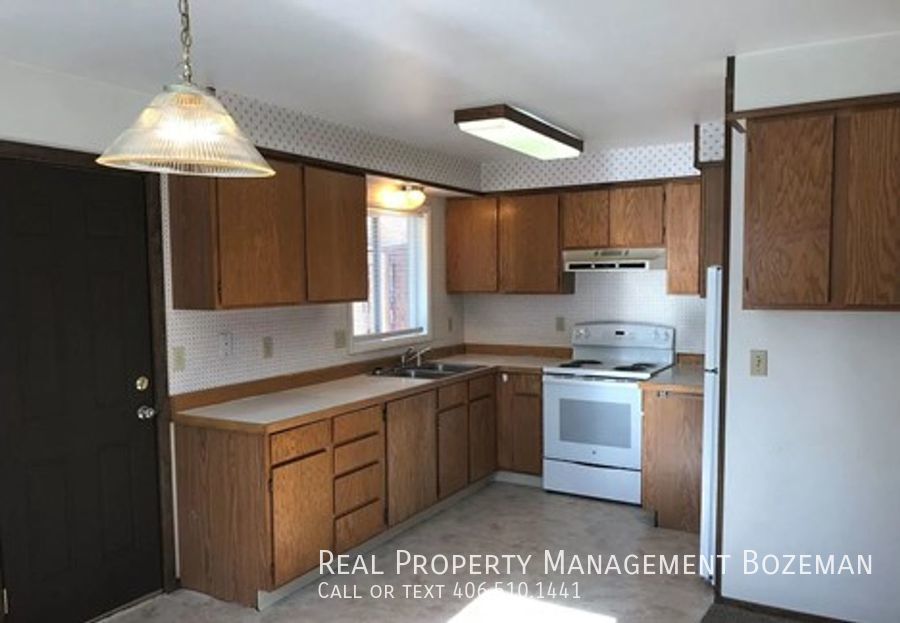 3 Bed, 1.5 Bath in Belgrade Condo for Rent in Belgrade, MT