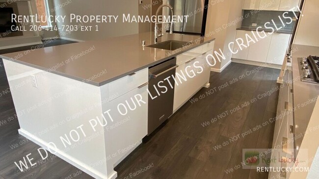 Building Photo - Beautiful Lake Tapps Home for you!