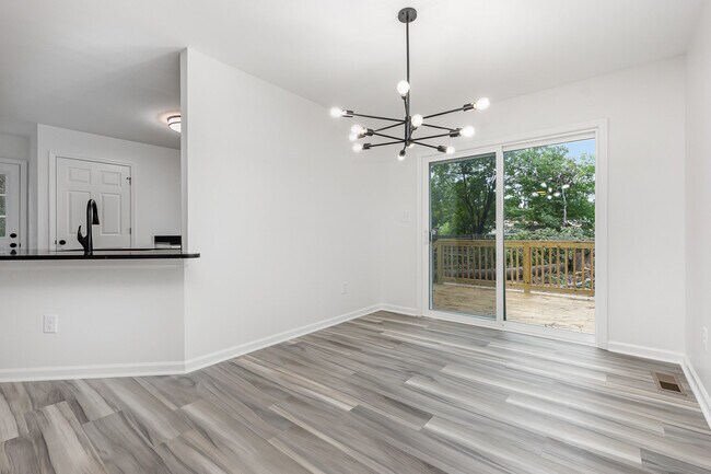 Foto del edificio - 5304 Wenesly Ct