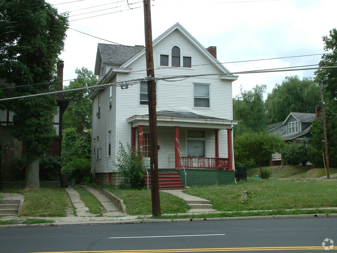 Building Photo - 2510 Ridgeland Pl