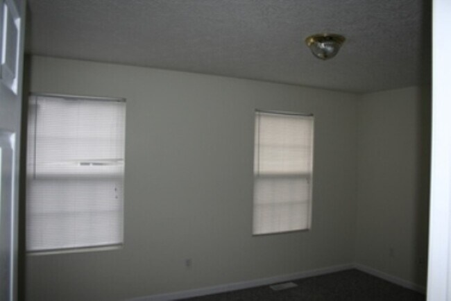 Building Photo - 1113 Northridge Dr