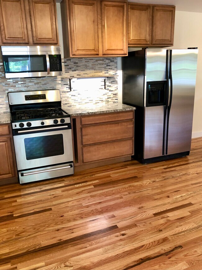 Foto del edificio - Great Opportunity in Sylvan Park!