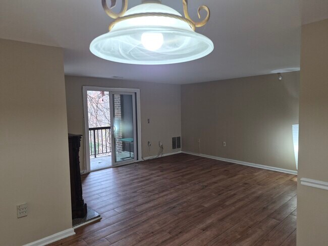 Building Photo - 13211 Chalet Pl