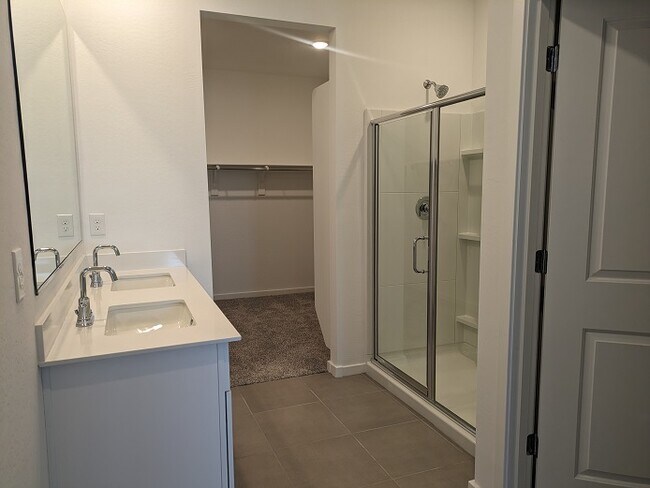 Building Photo - 35220 W Cartegna Ln