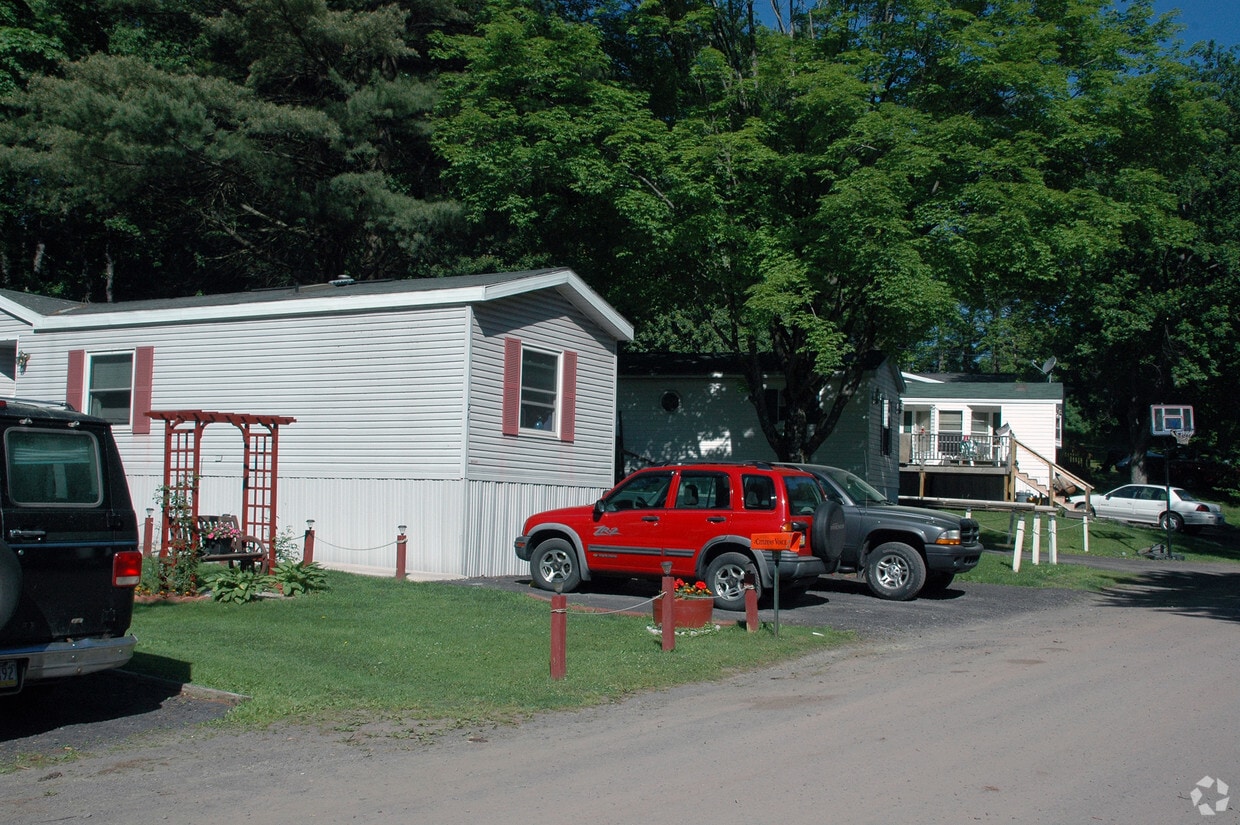 Lehman Home Park Apartments in Dallas, PA