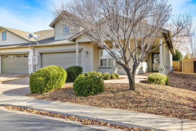 Foto del edificio - 533 N Cortina St