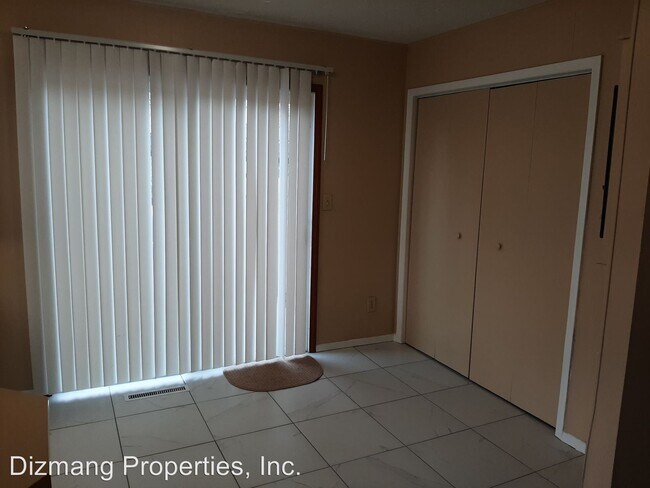 Building Photo - 2537 S Ingram Mill Rd