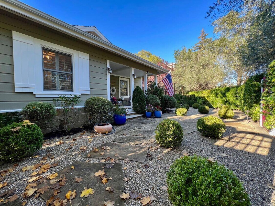 1320 Elmhurst Ave, St. Helena, CA 94574 House Rental in St. Helena