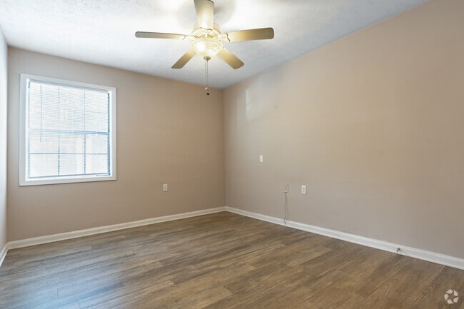 2BR, 1BA - 864SF - Bedroom - Campbell Creek