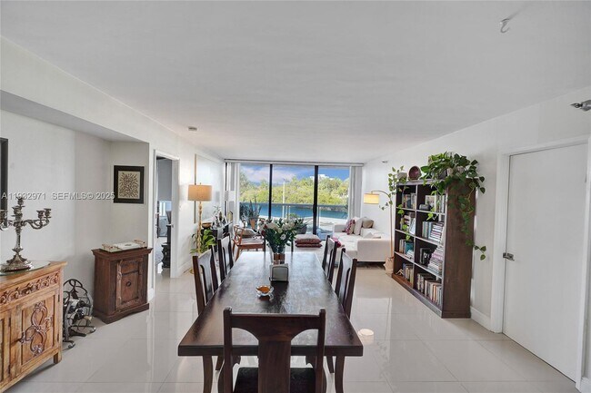 Foto del edificio - 20515 E Country Club Dr