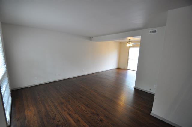 Building Photo - 6015 Reiger Ave