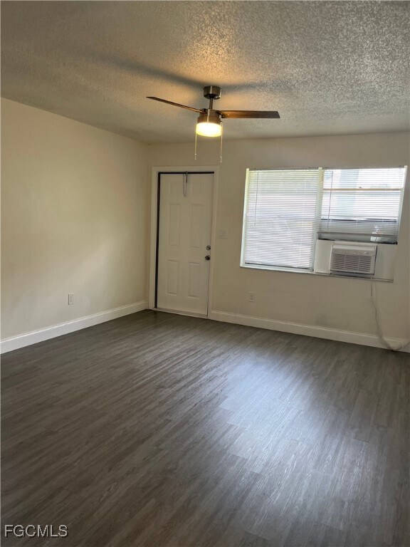 Foto del edificio - 721 Burdick Ave