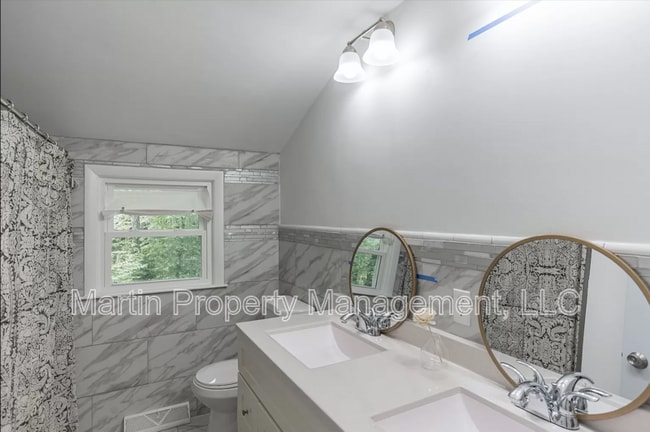 Foto del edificio - 12 Joyce Rd