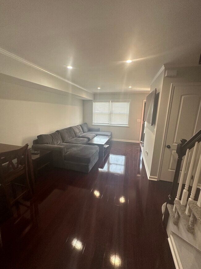 Living Area - 79 E Cliff St