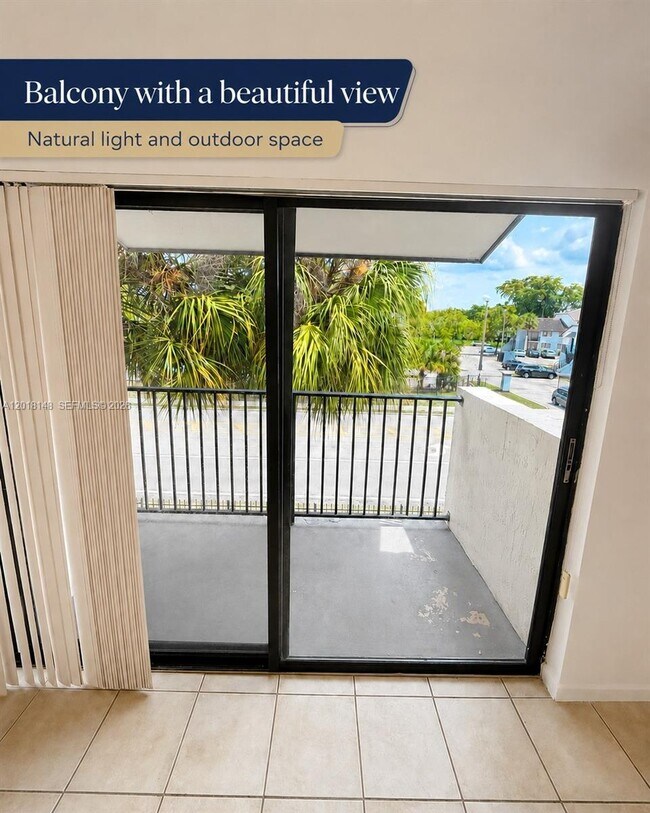 Foto del edificio - 7160 NW 179th St