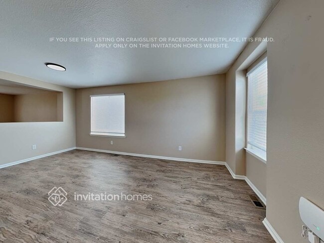 Building Photo - 229 Monares Ln