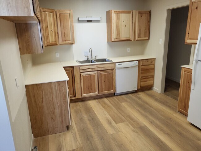 Foto del edificio - 409 W 16th St
