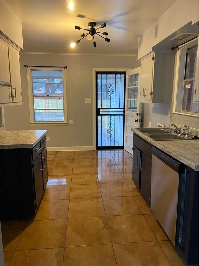 Building Photo - 3595 Gowan Dr