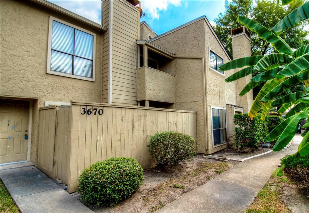Foto principal - 3670 Ocee St