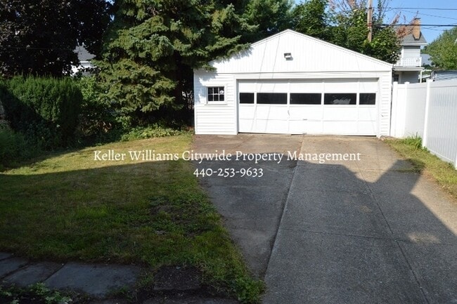 Building Photo - 3 bedroom 1 bath single family rental