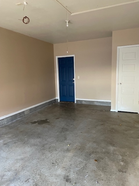 Building Photo - 804 N Evans Ave