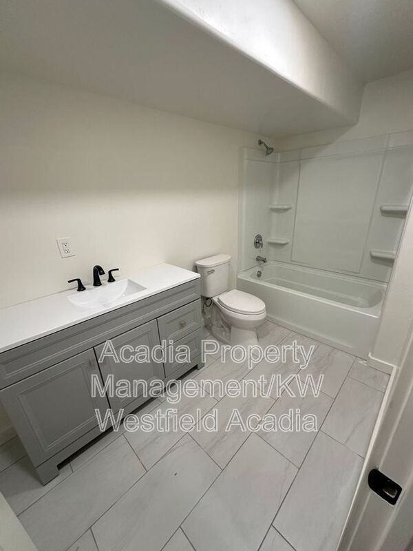 Foto del edificio - 2023 N 3830 W