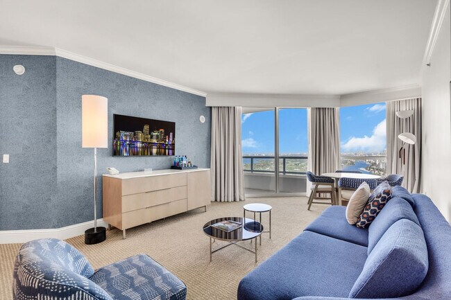 Foto del edificio - 4401 Collins Ave