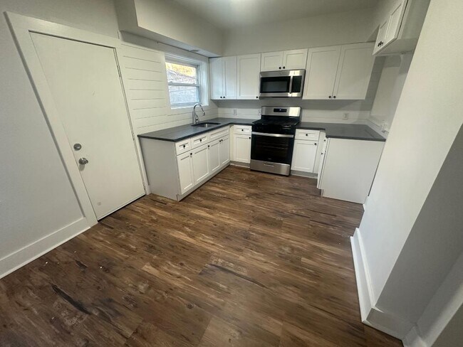 Building Photo - 5353 Belfield Ave