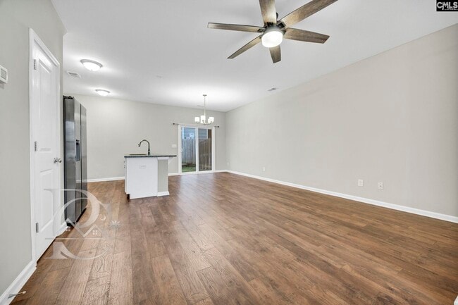 Foto del edificio - 131 Hunters Grove Dr