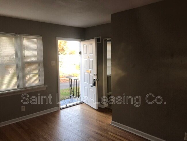 Building Photo - 8334 Elmore Ave
