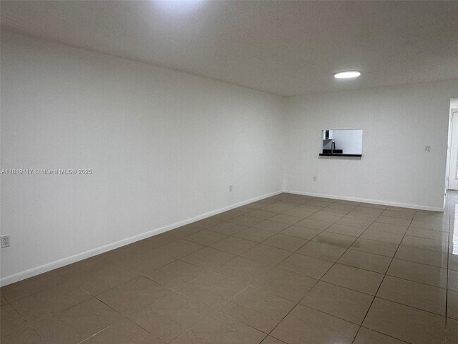 Foto del edificio - 1830 SW 81st Ave
