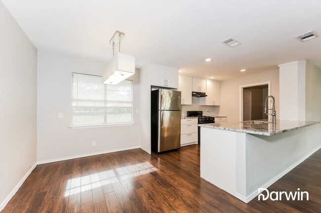 Building Photo - 1001 Aransas Drive, Euless, TX 76039