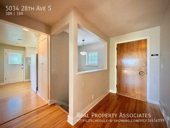Foto del edificio - 5034 28th Ave S