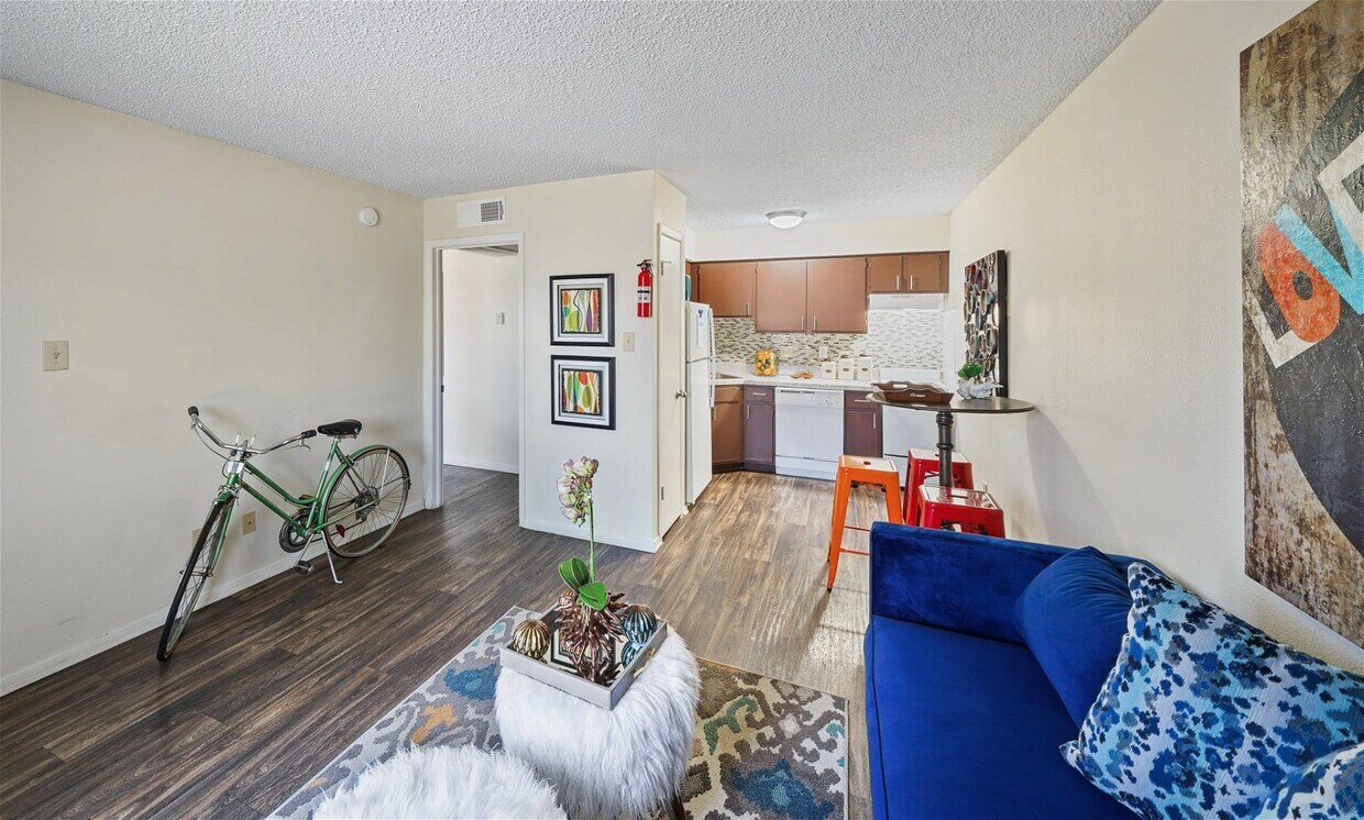 426 Bernard St Unit C116, Denton, TX 76201 Condo for Rent in Denton