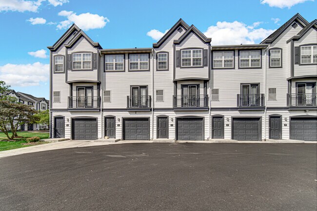 Building Photo - TGM Retreat at Danada