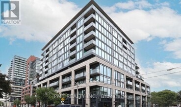 Building Photo - 8 Dovercourt Rd