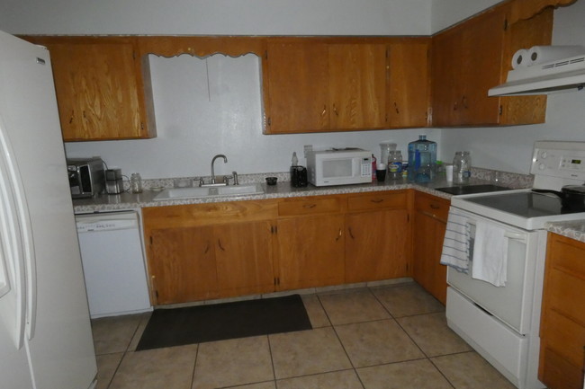 Foto del edificio - 1500 W 6th St
