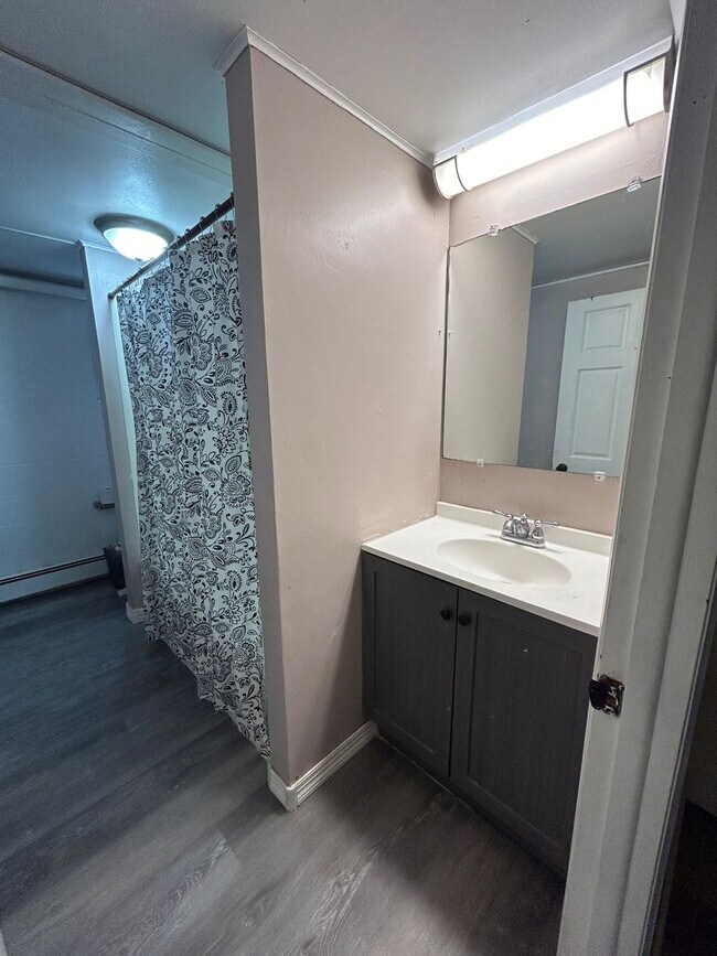 Foto del edificio - 967 Pleasant Ln