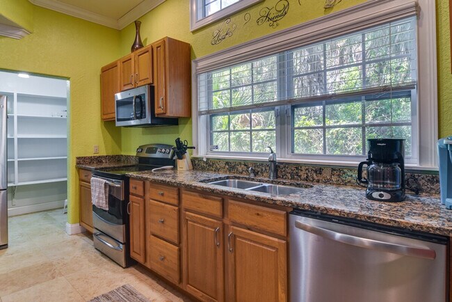 Foto del edificio - 2960 58th Ave S