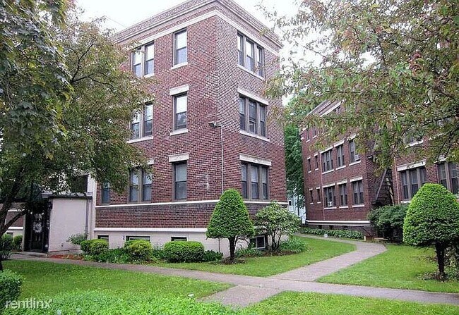 Foto del edificio - 83 Fellsway W