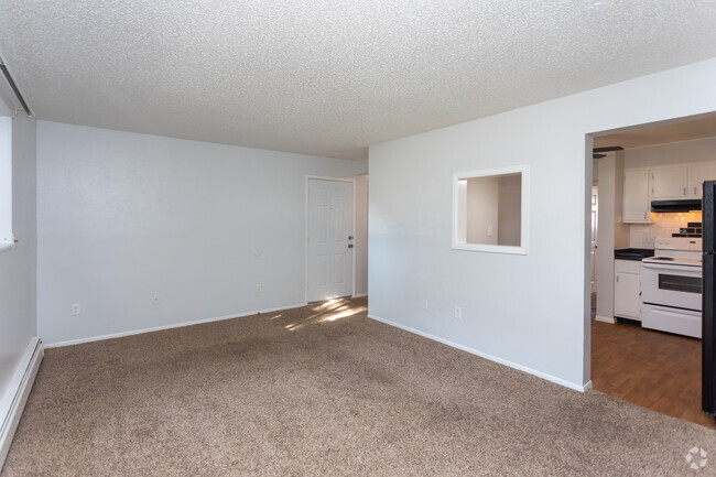 1BR, 1BA - 730SF - Twin Fountain Apartments