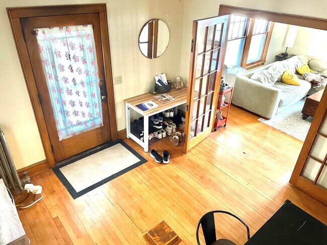 Foto del edificio - 127-133 N Bedford St
