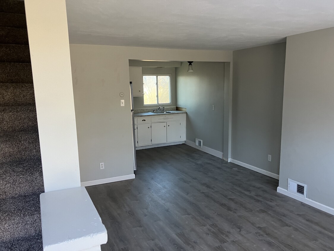 Foto principal - 1680 Morris Ave