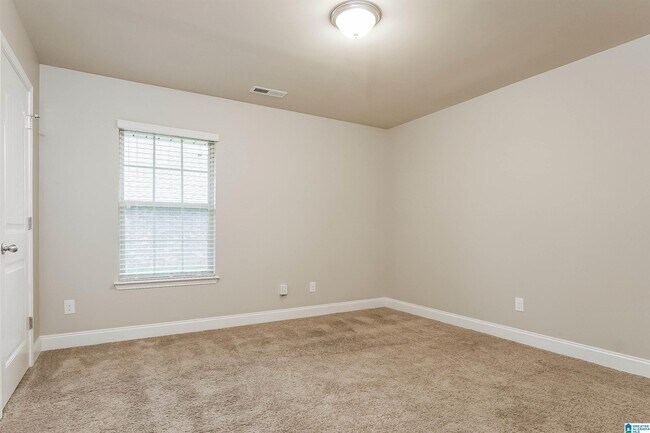 Building Photo - 413 Marsh Cir