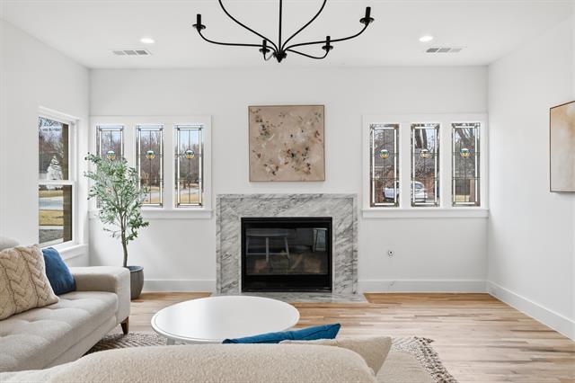 Foto del edificio - 3247 Homer St