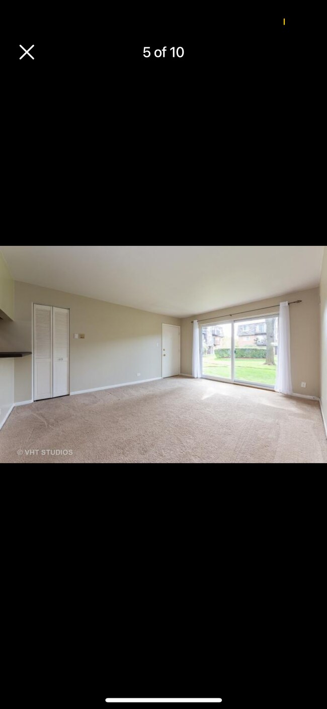 Building Photo - 9397 Bay Colony Dr