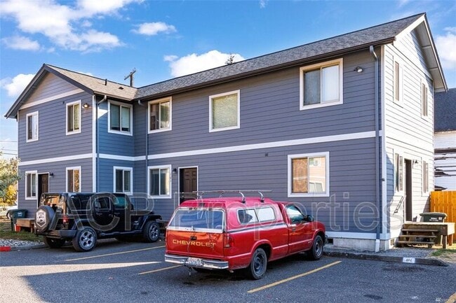 Building Photo - 5889 Cedar St
