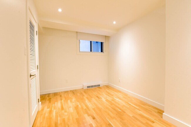 Photo du bâtiment - 3195 Av. Van Horne